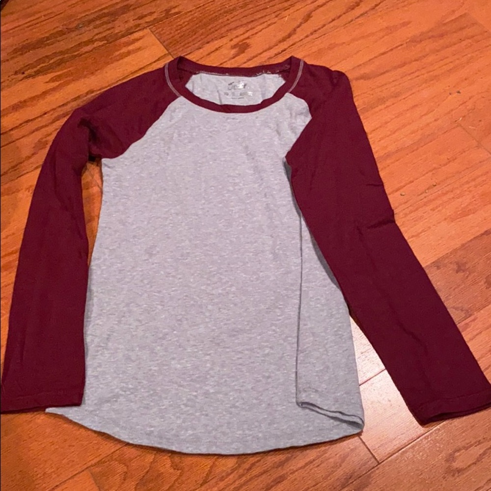 Girls long sleeve shirt. Size 10
